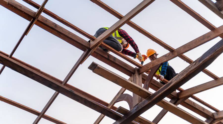 Expert Emergency Roof Repairs services in Willow Creek, MT